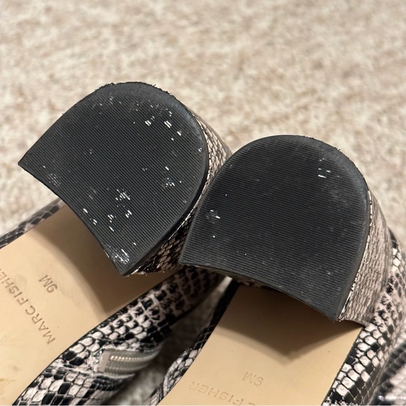 Marc Fisher Retire Snakeskin Booties - Size 9 - Picture 7 of 10